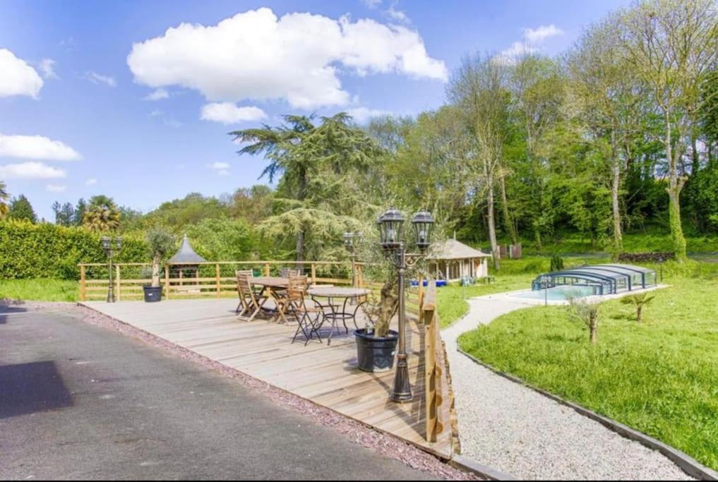 Villa Le Manoir Du Val à Douvres-la-Délivrande Extérieur photo